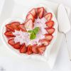 Strawberry Slicer Kitchen Gadget Cute Cutter with Stainless Steel Wires Strawberry Kitchen Fruit Slicer for Kids